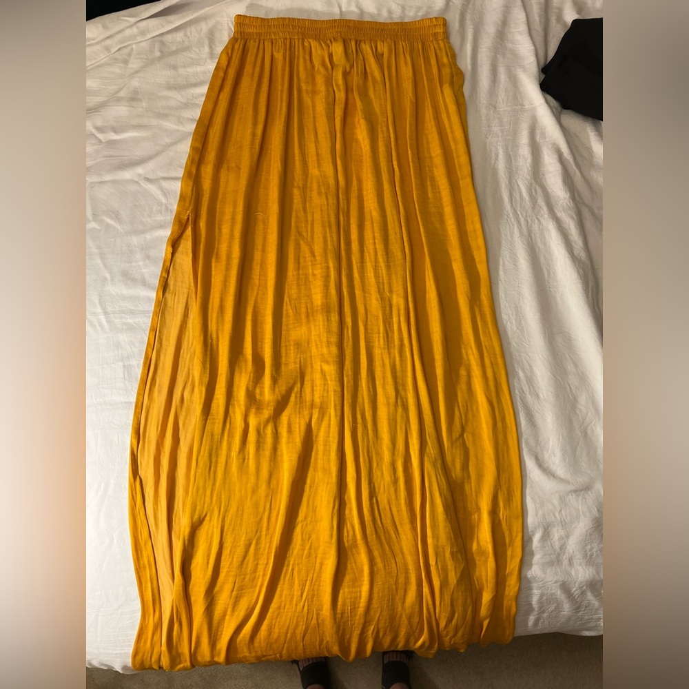 Yellow skirt